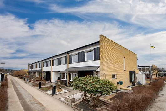 Villa i Rönnby, Västerås, Västmanland, Kulstötargatan 102