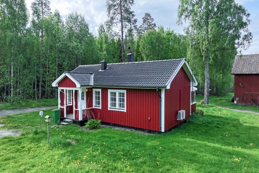 Villa i Östervåla, Uppsala, Heby, Offerbo 304