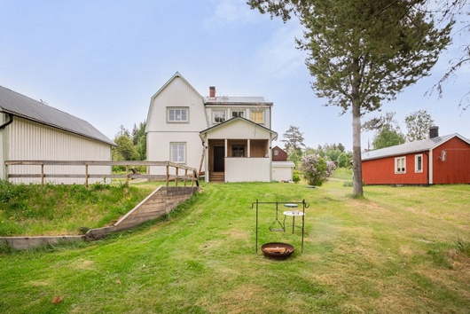 Villa i Kälarne, Jämtland, Bräcke, Hällesjö 708