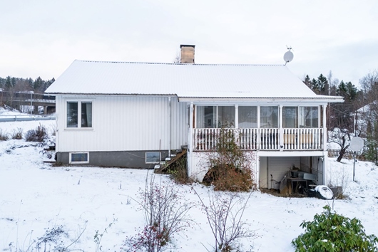 Villa i Bredsand, Sundsvall, Njurunda distrikt, Stockvik, Västernorrland, Kustvägen 65