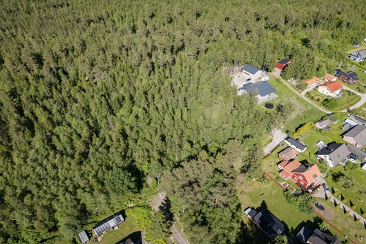 Tomt i Kvissleby, Njurunda distrikt, Skottsund, Västernorrland, Sundsvall, Flintåsvägen 12