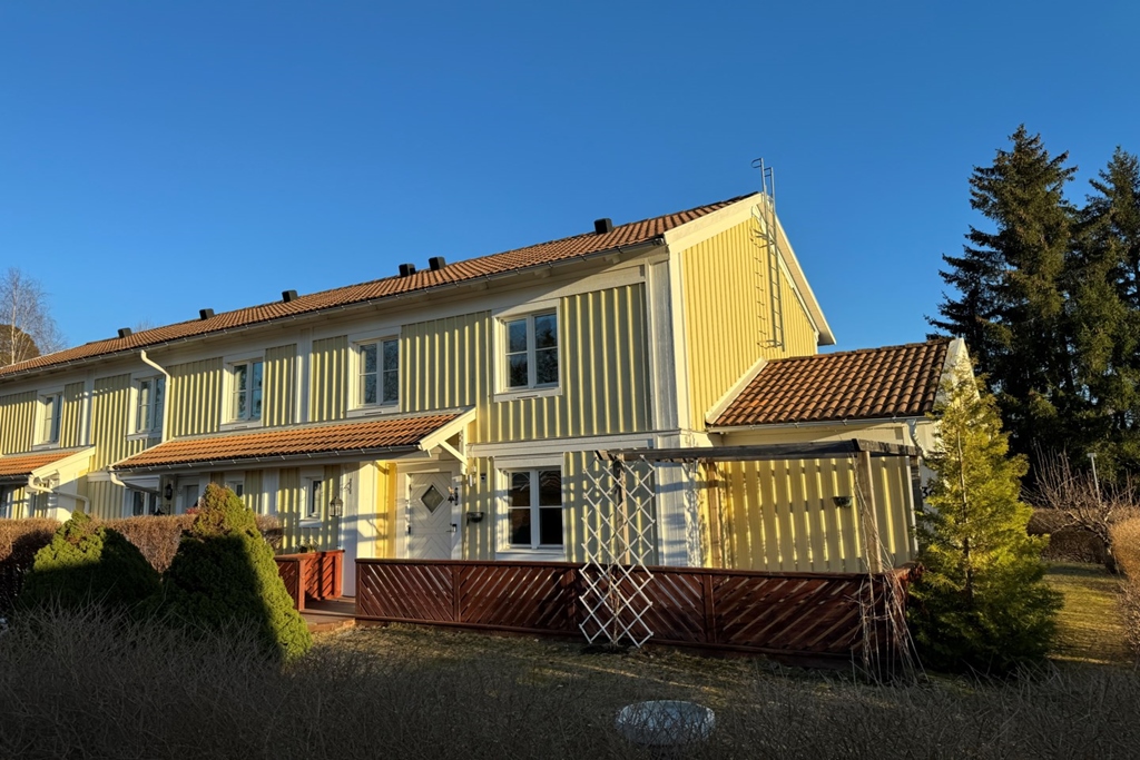 Bostadsrätt i Rimbo - Västertorp, Rimbo, Sverige, Skogsfruvägen 30