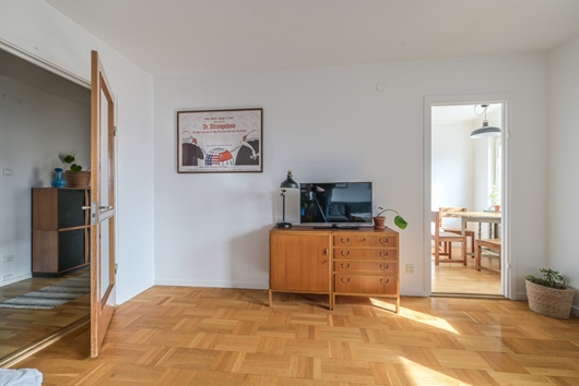 Bostadsrätt i Hässelby Gård, Stockholm, Astrakangatan 2