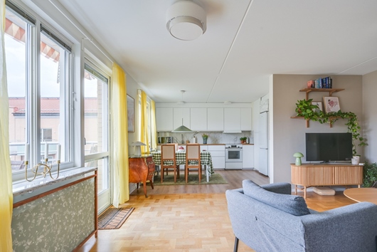 Bostadsrätt i Bromma - Söderberga, Stockholm, Söderberga Allé 52, vån 4/4