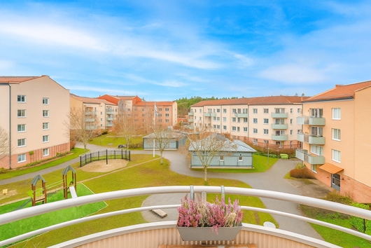 Bostadsrätt i Bromma - Söderberga, Stockholm, Söderberga Allé 52, vån 4/4