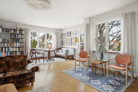 Villa i Mälarhöjden, Hägersten, Stockholm, Fredriksonsvägen 23