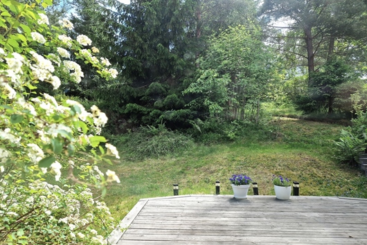 Radhus i Skogås, Stockholm, Huddinge, Rapsodivägen 240