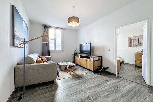 Ägarlägenhet i Unknown, Provencealpescote dazur, Alpesmaritimes, Charmig 2-rumslägenhet i hjärt