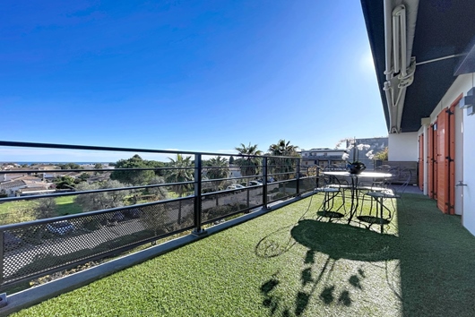 Villa i Antibes, Provencealpescote dazur, Alpesmaritimes, Exklusiv trea med havsutsikt i