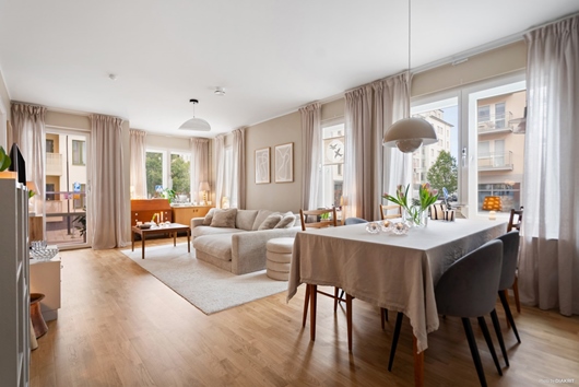 Bostadsrätt i Tureberg, Sollentuna, Stockholm, Turebergs allé 33