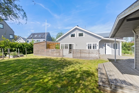 Villa i Väsjön, Sollentuna, Stockholm, Stormansvägen 5B