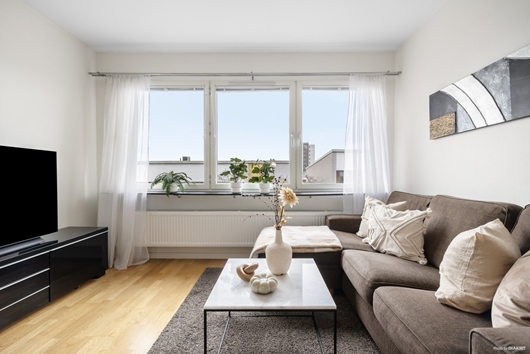 Bostadsrätt i Kärrdal, Sollentuna, Sjöberg, Stockholm, Lomvägen 61
