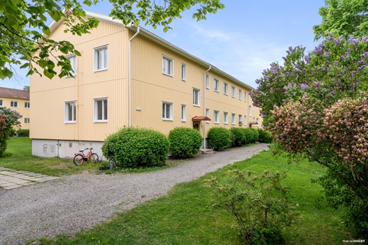 Bostadsrätt i Centralt, Upplands Väsby, Stockholm, Vallvägen 2A